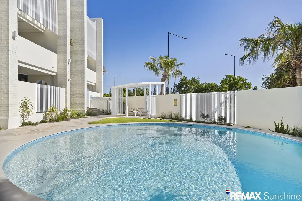 For Lease: Stylish Unit in the Heart of Bokarina