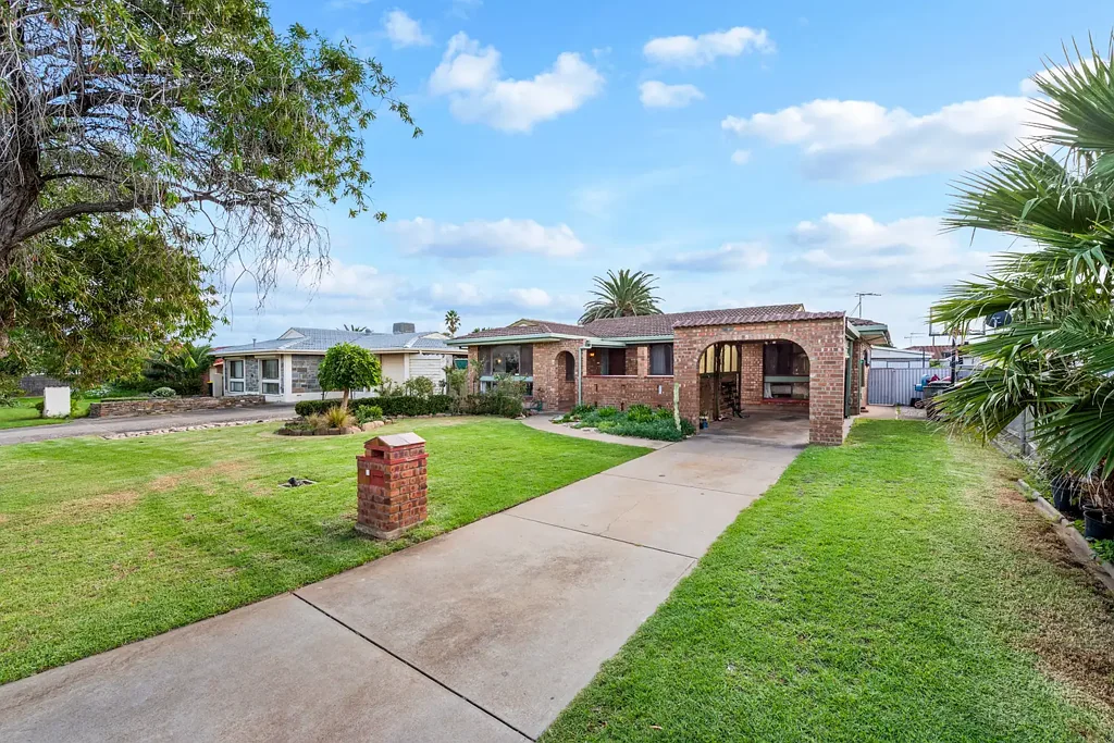 Seaford 3Zimmer A fantastic starter, investment or development