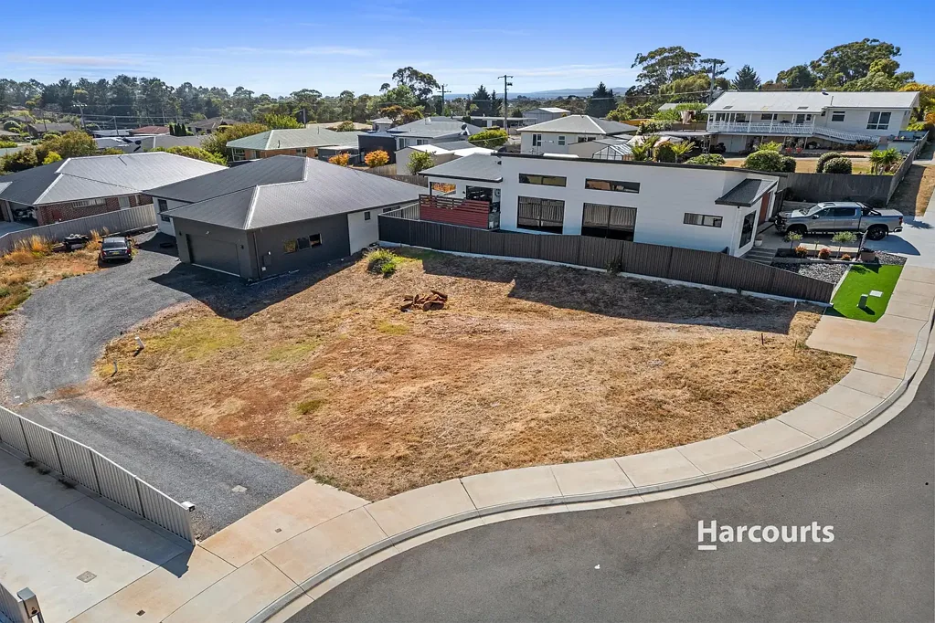 Devonport  Low-Maintenance Living Starts Here