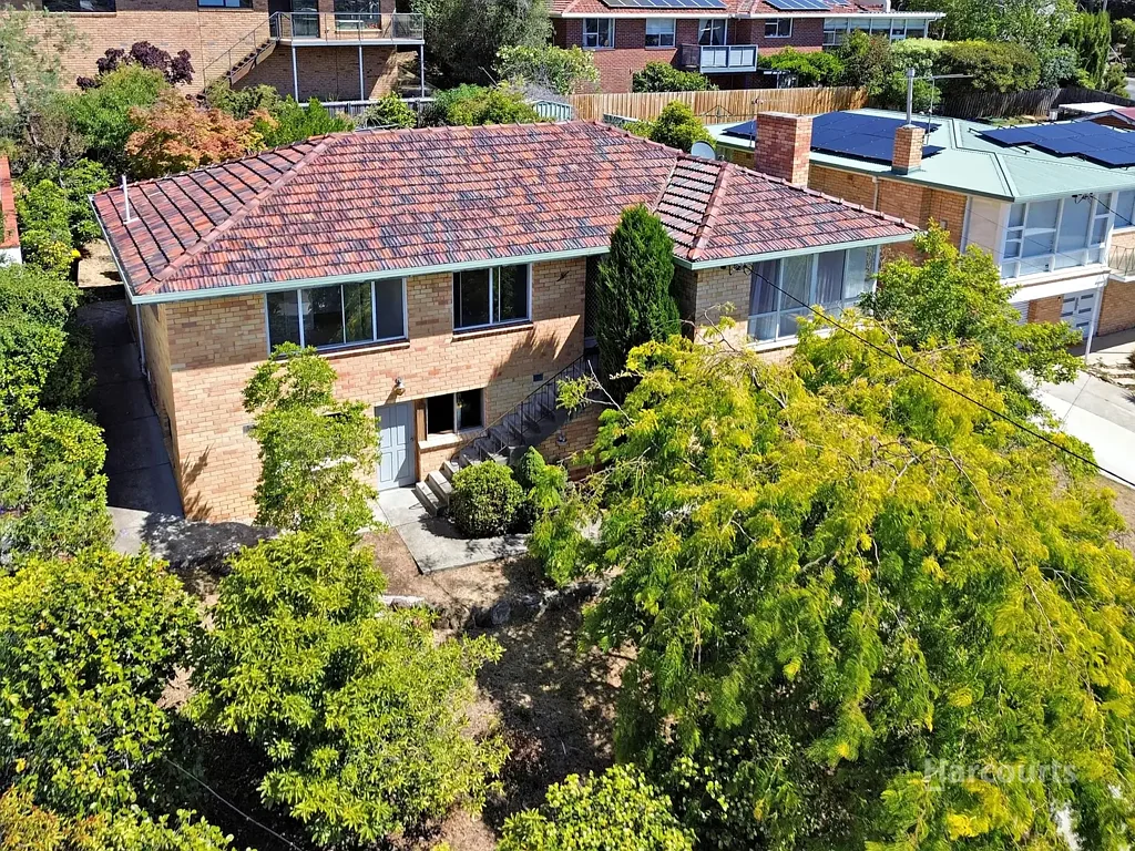 5 St Helens Street, Lindisfarne, TAS 7015