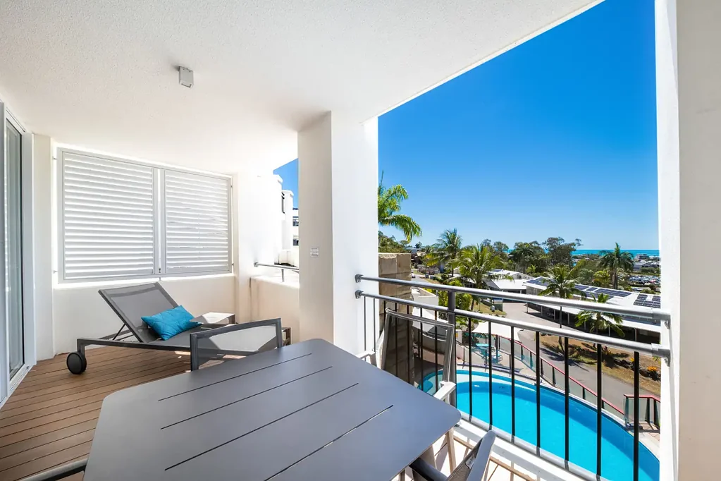 Airlie Beach 3Kwarto TWO INCOME STREAMS. ONE COASTAL ADDRESS.