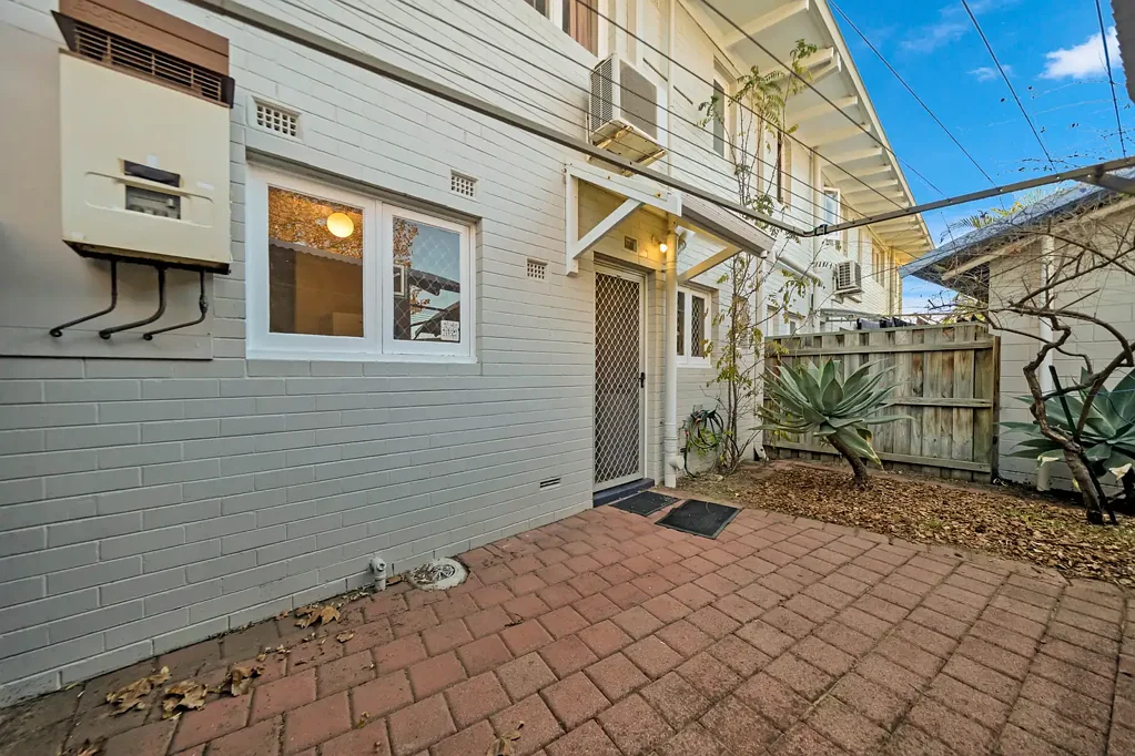 13/3 Derrington Crescent, Balga, WA 6061