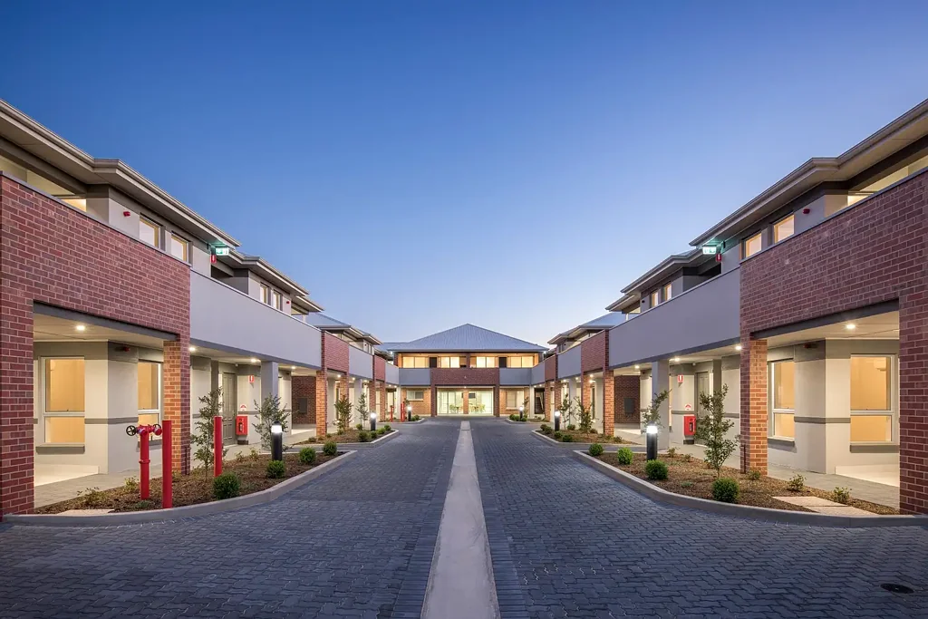 Glynde 2 Slaapkamer Luxury, Comfort & Convenience - Elegant 2-Bed 2-Bath Retirement Living in the Eastern Suburbs!