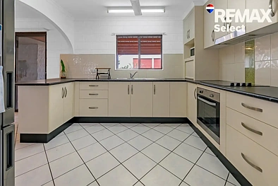 9 Margaret, Walkerston, QLD 4751, 5 Schlafzimmer, 2 Badezimmer, House