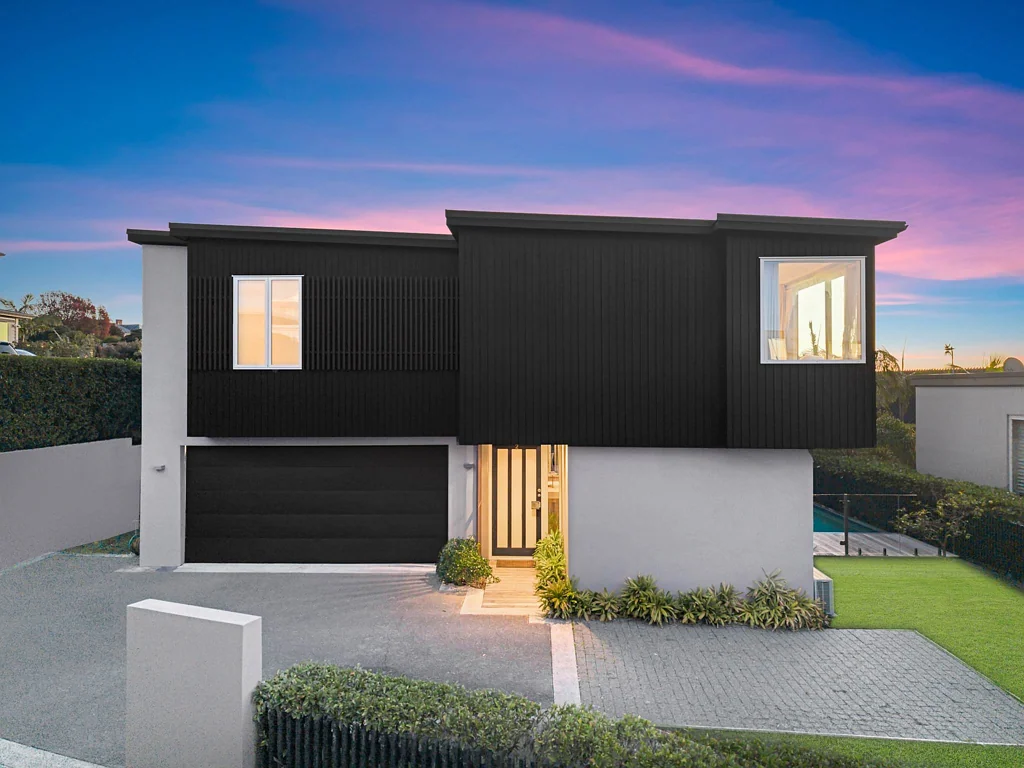 Kohimarama 4房  Statement Living with Rangitoto on the Horizon