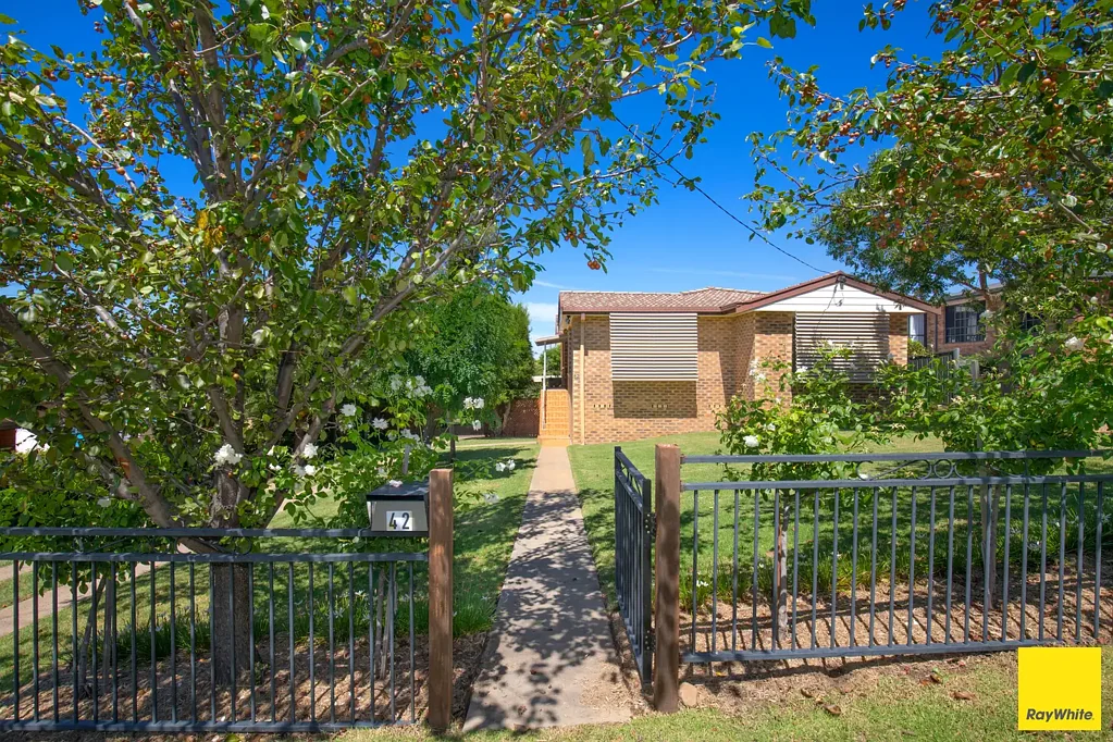 42 Gordon Street, Inverell, NSW 2360