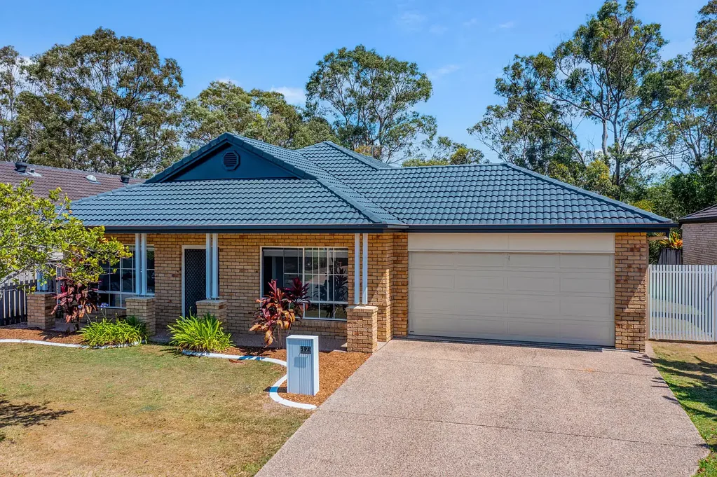 17 Imperia Crescent, Varsity Lakes, QLD 4227