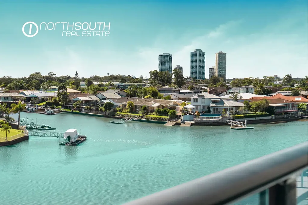 Biggera Waters 2कमरा North Facing Waterfront Large 2 Bed + Study Apartment in Waterpoint Residences