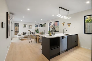 1-4/8 Deuxberry Avenue, Northcote, Northcote, North Shore City