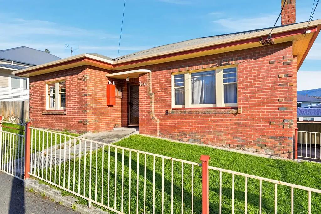 Beautiful home in the heart of Lenah Valley