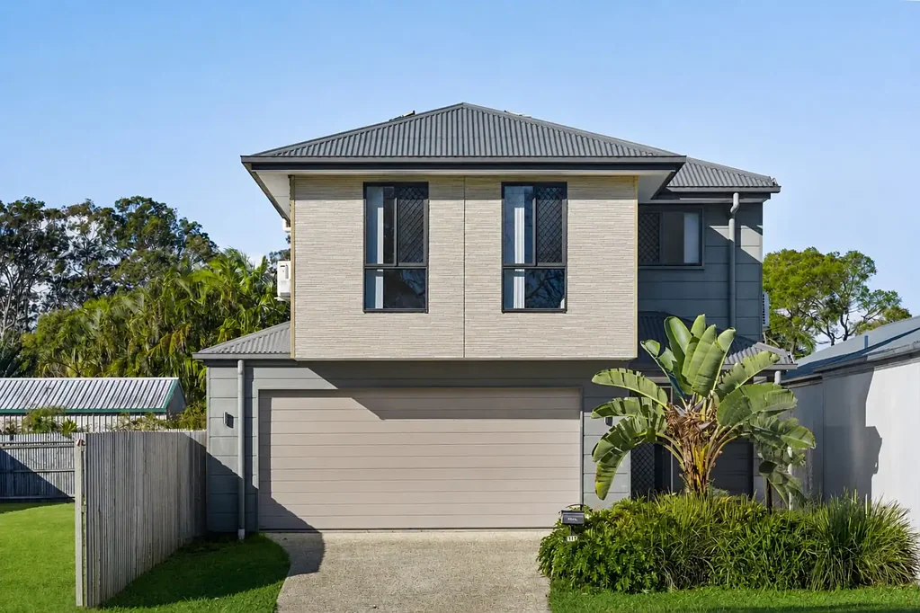 Ormiston 4部屋 Modern Family Living in the Heart of Ormiston
