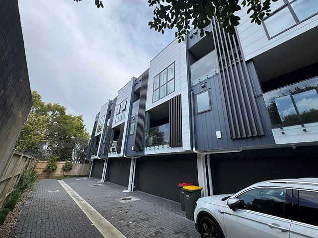9/12 King Edward Avenue, Epsom, Auckland City