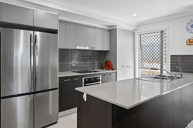 5 Lochern Street, Yarrabilba, QLD 4207, 4房, 2浴, House
