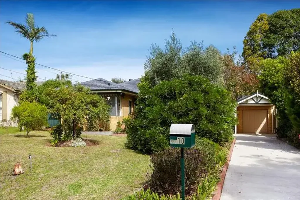 Comfortable & Convenient Family Living