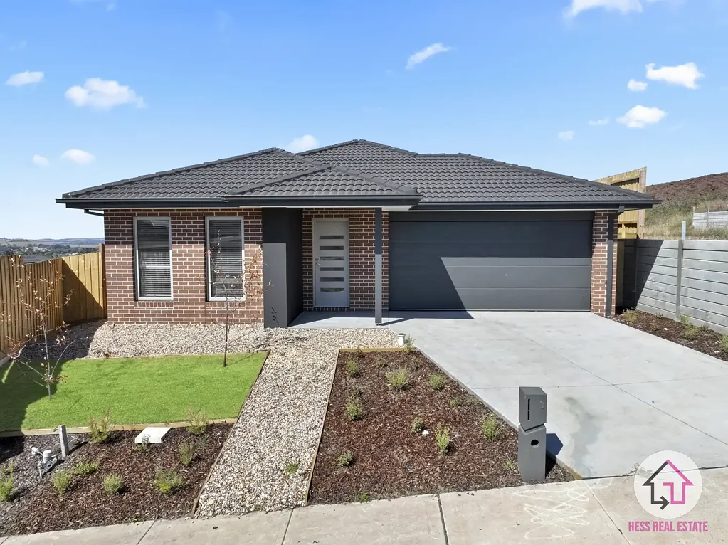 Wallan 4房  ONE YEAR OLD FAMILY HOME - EXCELLENT VIEWS