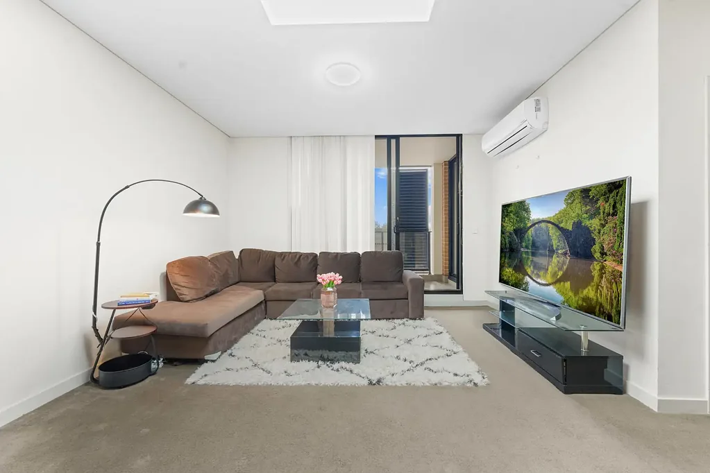Bankstown 2Zimmer Prime turnkey opportunity in a convenient location