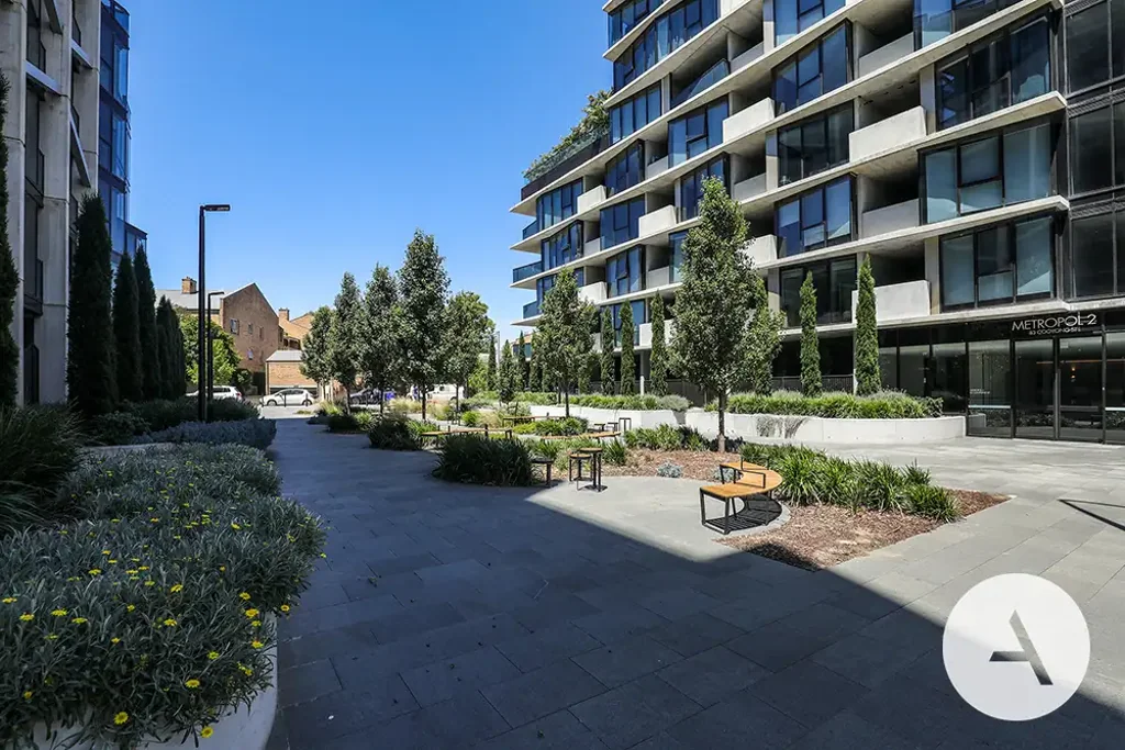 Convenient Living in the Heart of the City