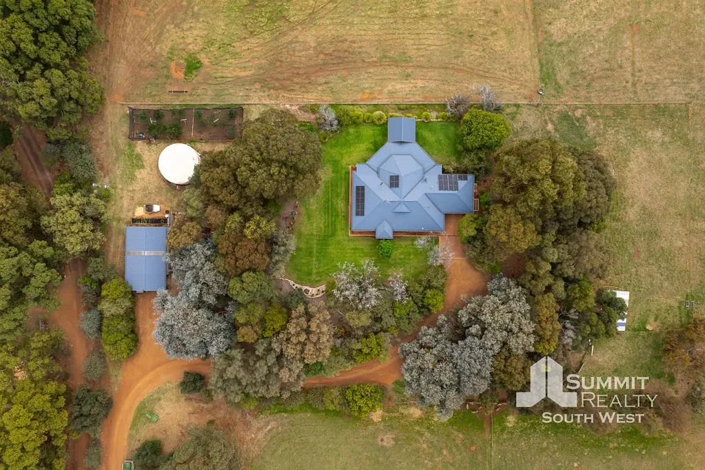 Burekup 4 Slaapkamer 12.5 Acres of Peaceful Country Living in Burekup