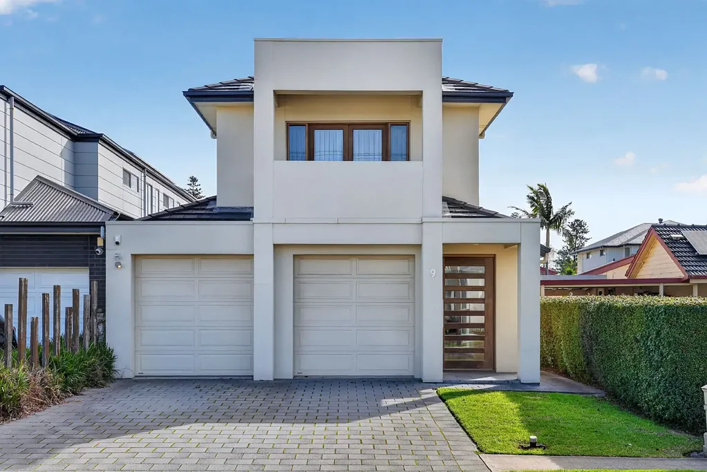 Henley Beach South 4 Bedroom Flawless Family Living Footsteps From The Sand