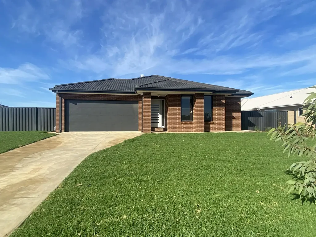 New Estate Living - The Range