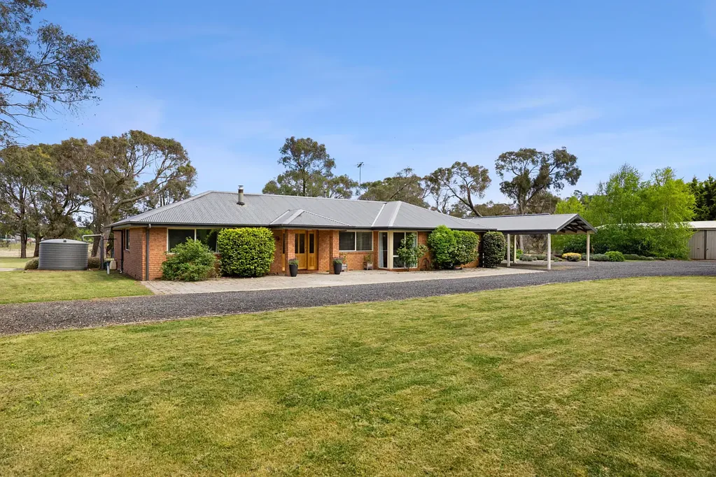 101 Woodvale Crescent, Lancefield, VIC 3435