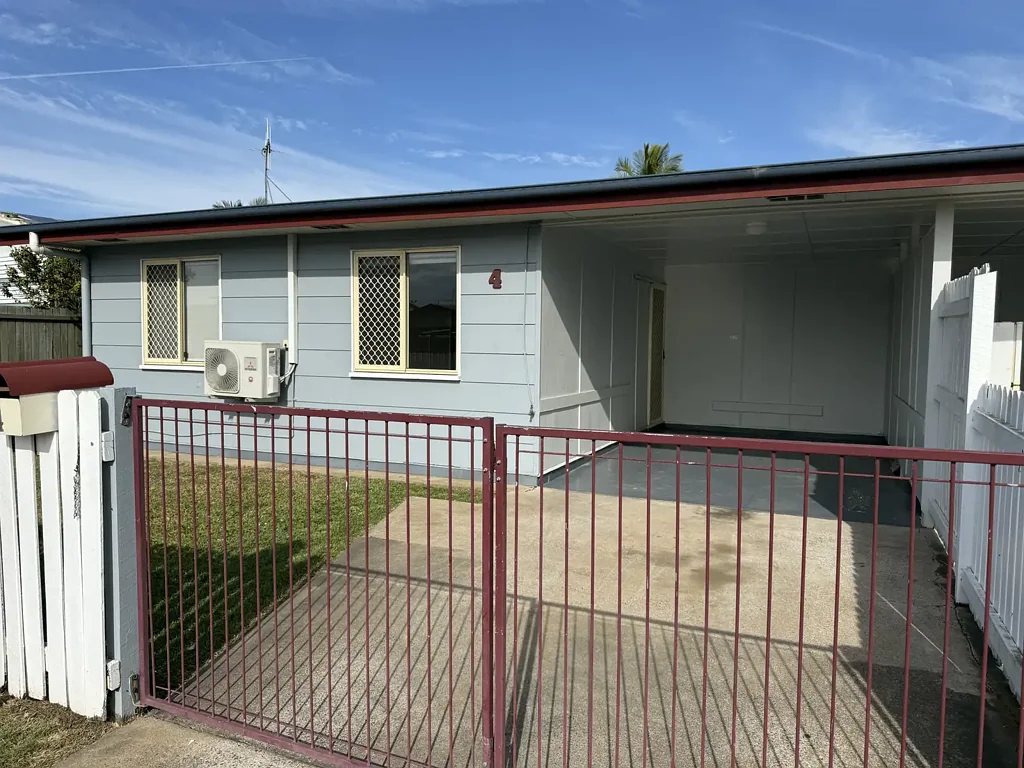 Comfortable & Convenient Living in the Heart of Norville