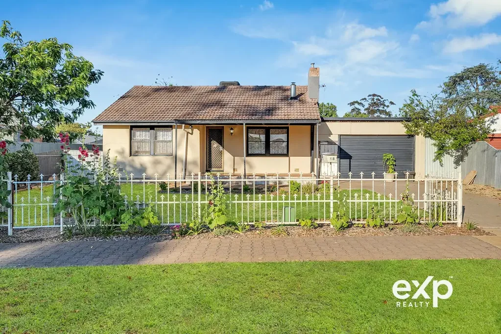 18 Peacock Road, Elizabeth Downs, SA 5113