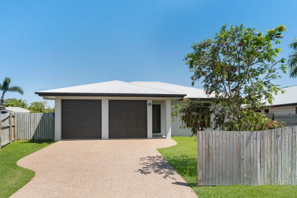8 Blue Wren Drive, Kelso, QLD 4815