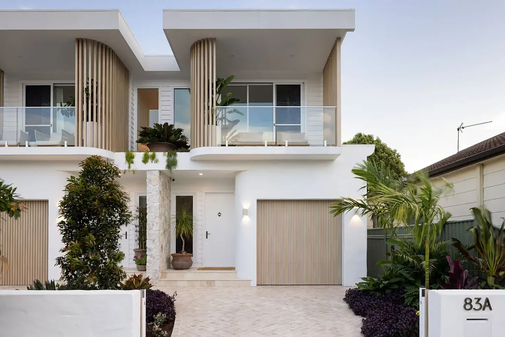 Booker Bay 4房  Coastal Luxe with Pool, Pavilion Living & Designer Finishes