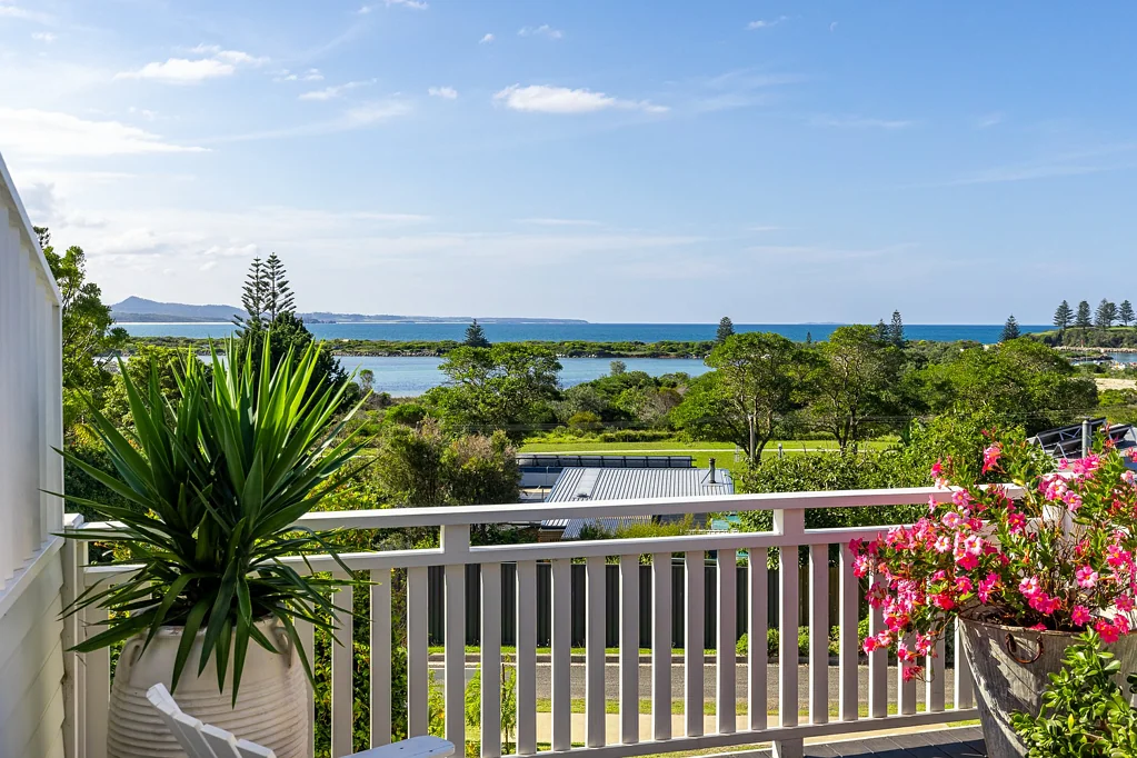 Bermagui 4 Bedroom ONE OF BERMAGUI�s FINEST PROPERTIES