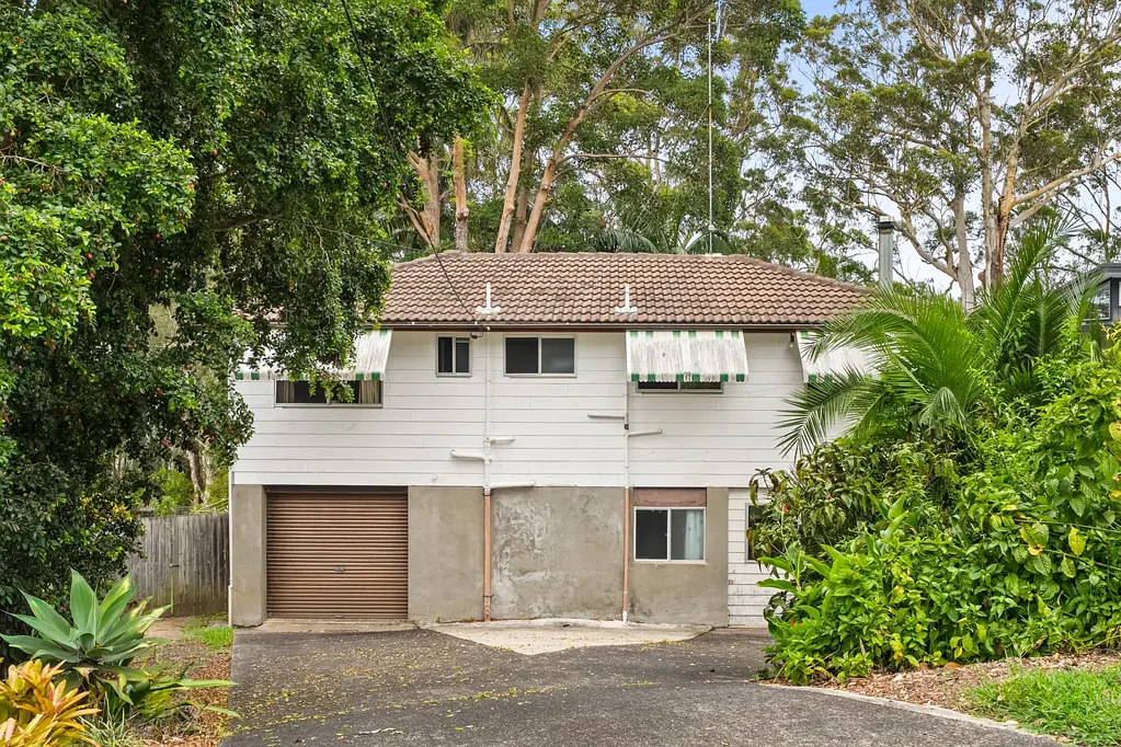 8 Lake Shore Drive, North Avoca, NSW 2260
