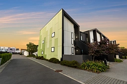 1/6 Waverley Street, Sydenham