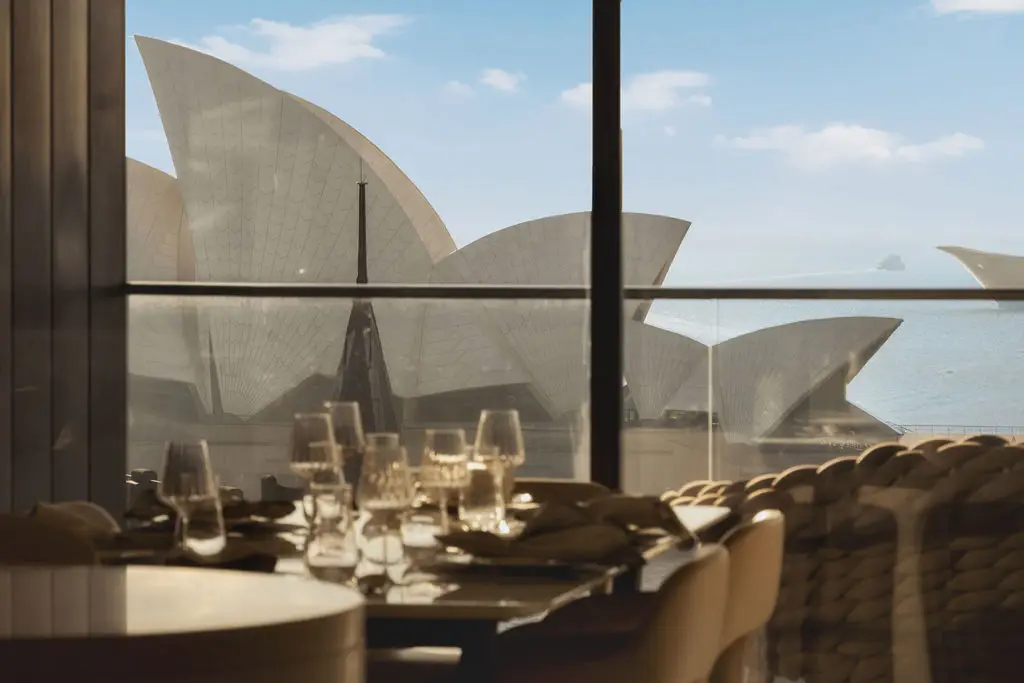The Rocks 3 Bedroom Iconic View Meet Exquisite Living