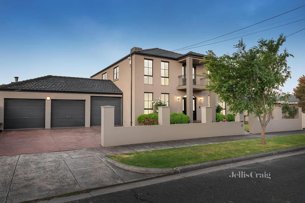 7 Delacombe Court, Cheltenham, VIC 3192