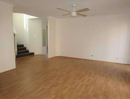 186 Thelma Street, Como, WA 6152, 3 Bedrooms, 2 Bathrooms, House