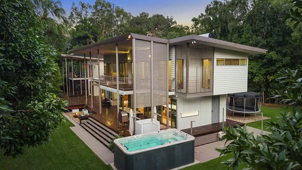 Dundowran Beach 7部屋 A Rare Coastal Estate Bordering Protected Vine Forest & Pristine Beachfront