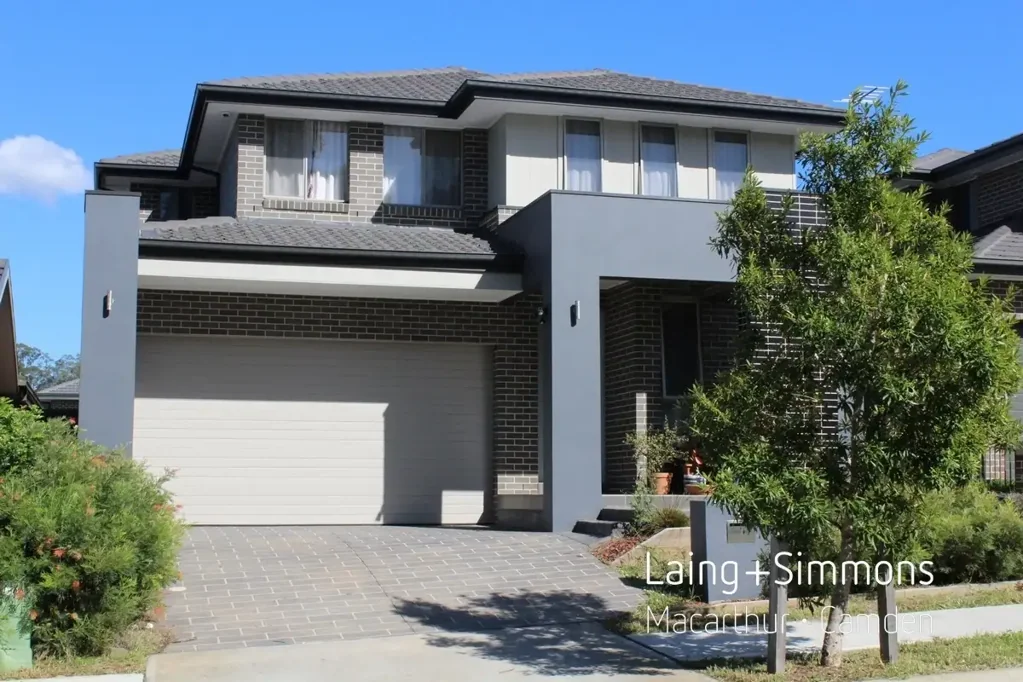 Stunning 4 Bedroom + Study + 4 Living Areas