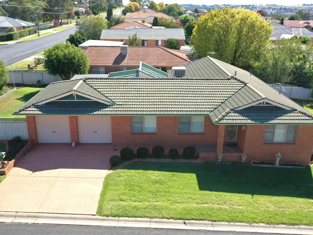 62 Back Creek Road, Young, NSW 2594