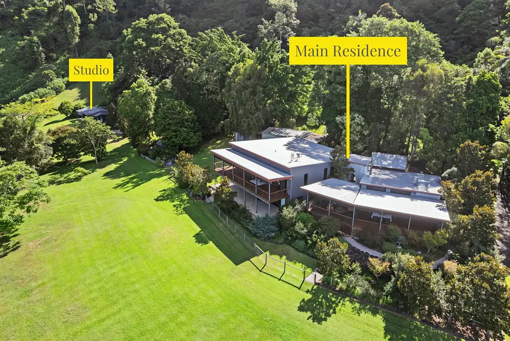 Hunchy 4房  A Remarkable Hinterland Estate Unlike Anything Else