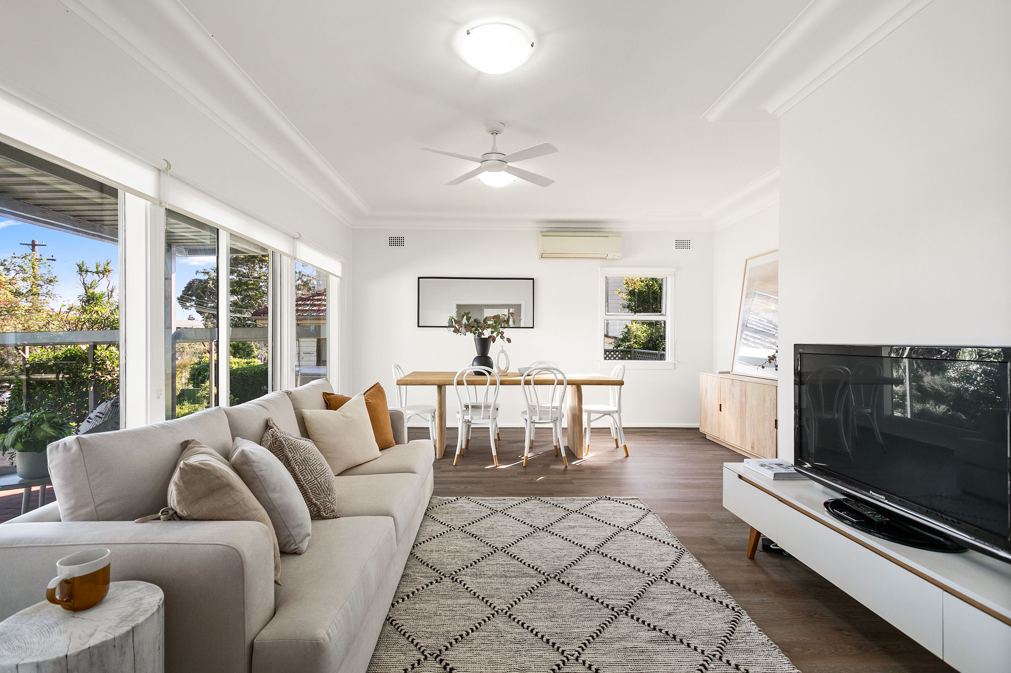 7 SPARKES AV, MORTDALE NSW 2223, 0 chambres, 0 salles de bain, House