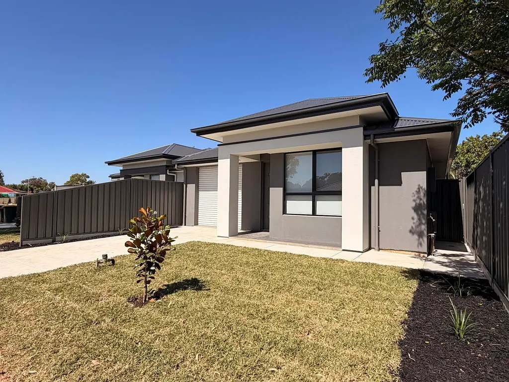 BRAND NEW 4 BEDROOM HOME READY FOR YOU!