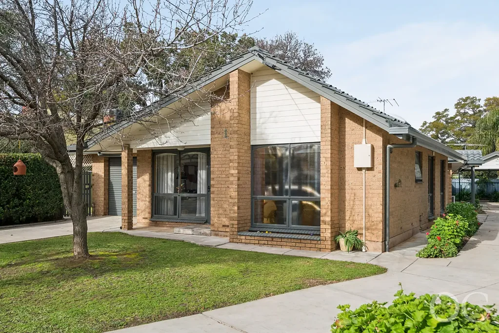Everard Park 3房  Open the Door to a Unique 3 Bedroom Unit in a Connected Locale
