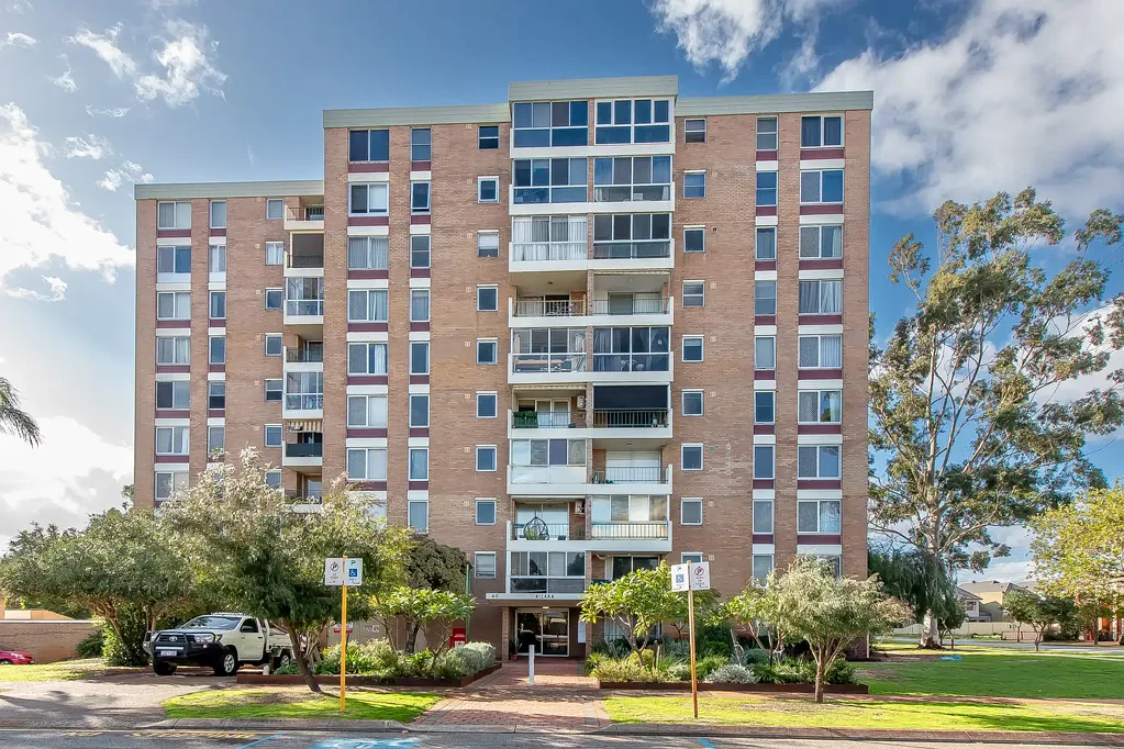 17/40 Pollard Street, Glendalough, WA 6016