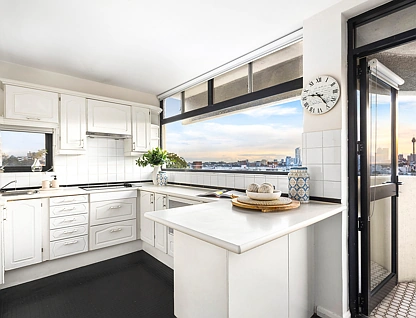 3/99 Darling Point Road, Darling Point, Eastern Suburbs, 3 Schlafzimmer, 2 Badezimmer, Apartment
