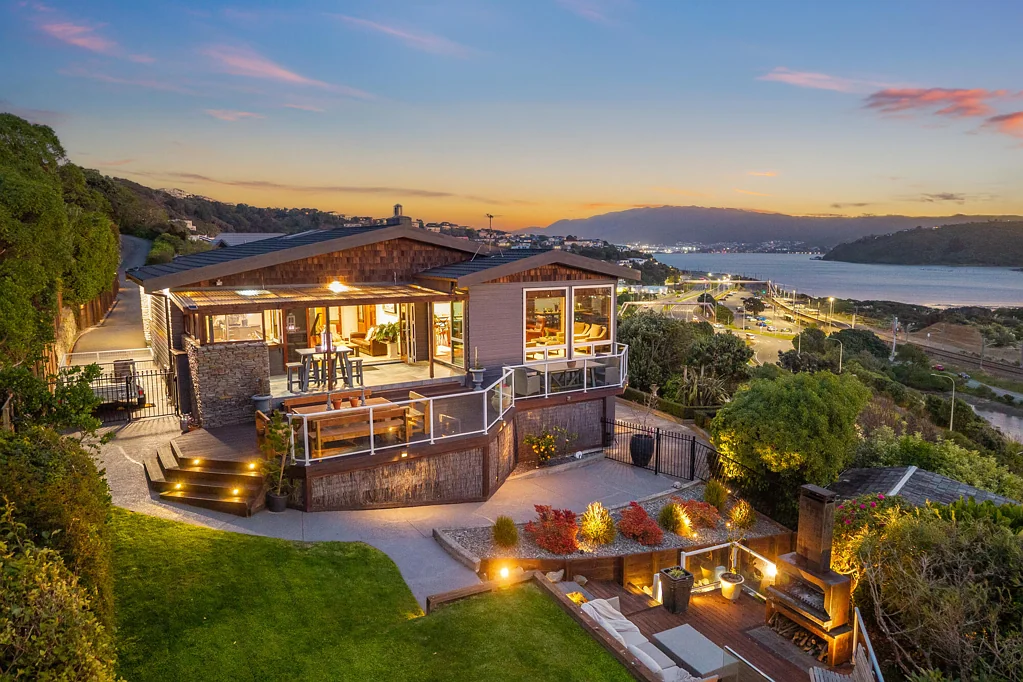 Paremata 4Habitaciones Spectacular living | Serious garaging