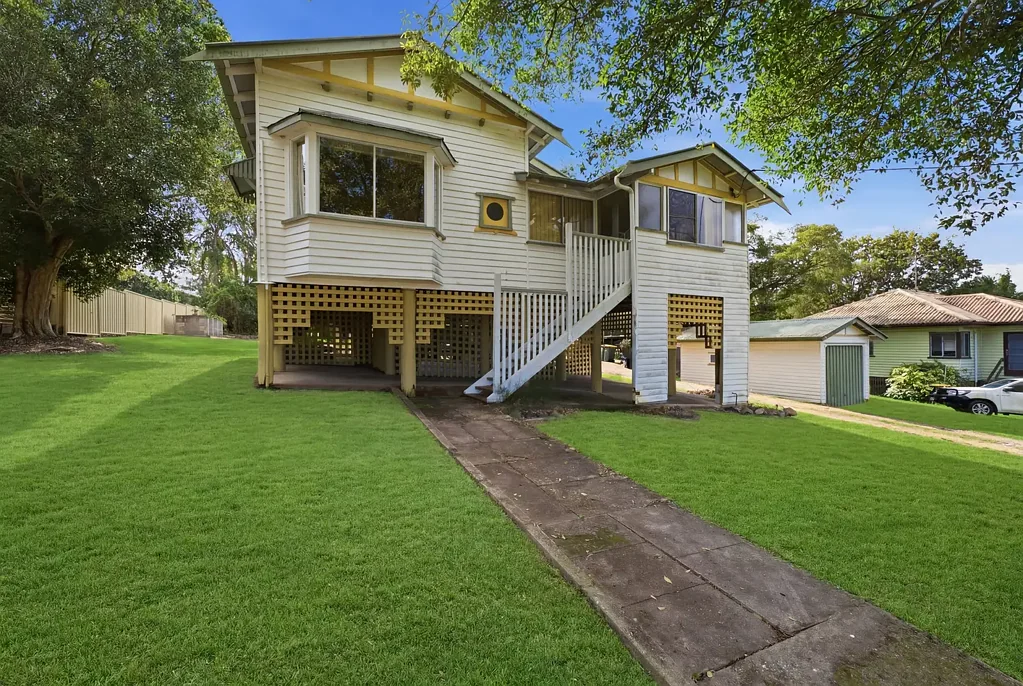 Kilcoy 2 Slaapkamer HOME IN THE HEART OF TOWN