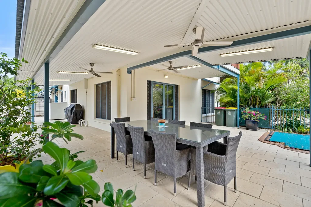 Furnished & Equipped Spacious Family Home in a Great Location