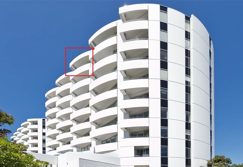 Mirage Penthouse Living