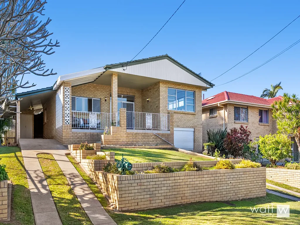 Aspley 3 Bedroom Bright Highset Home with Rumpus Room & Alfresco