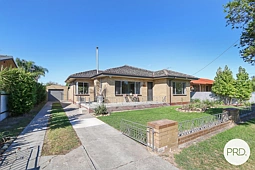 521 Mutsch Street, Lavington
